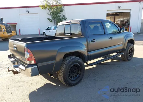 2011 Toyota Tacoma Prerunner V6 z USA, uszkodzony, nr VIN 3TMJU4GN0BM125517